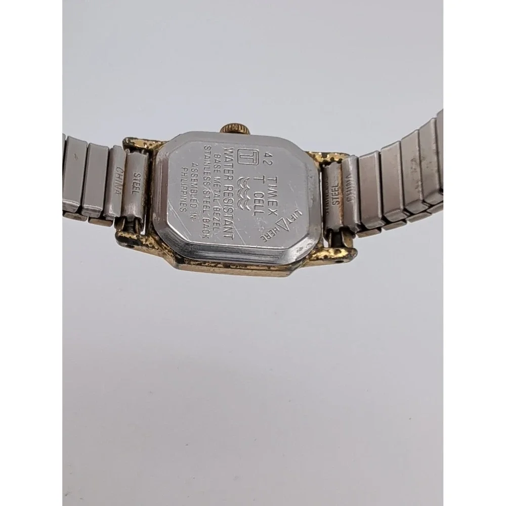 Vintage Timex Women's Watch 17mm Case Gold Stretch Band- New Battery